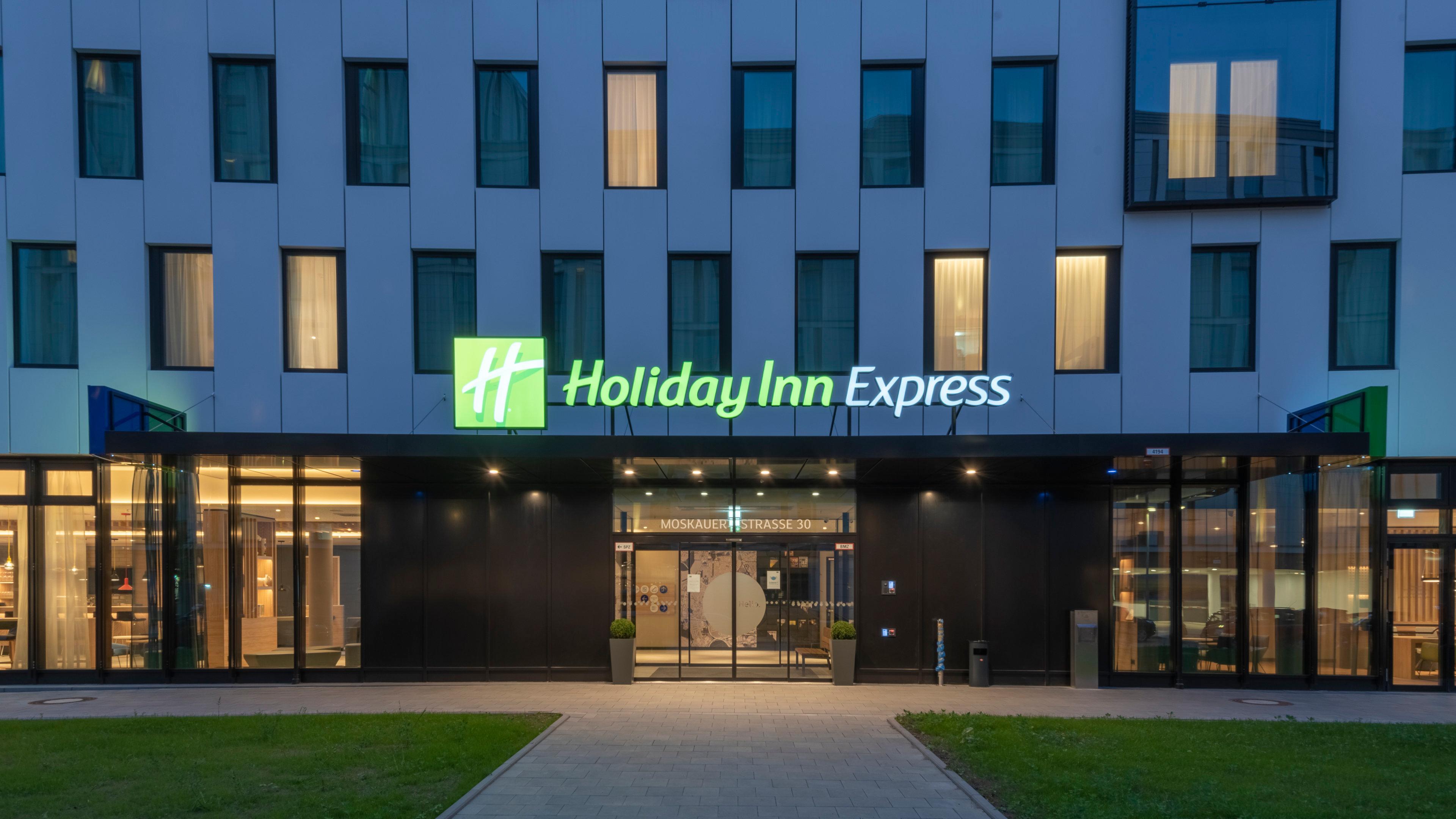 Holiday Inn Express Duesseldorf - Hauptbahnhof By Ihg — Fotoğraflar 2